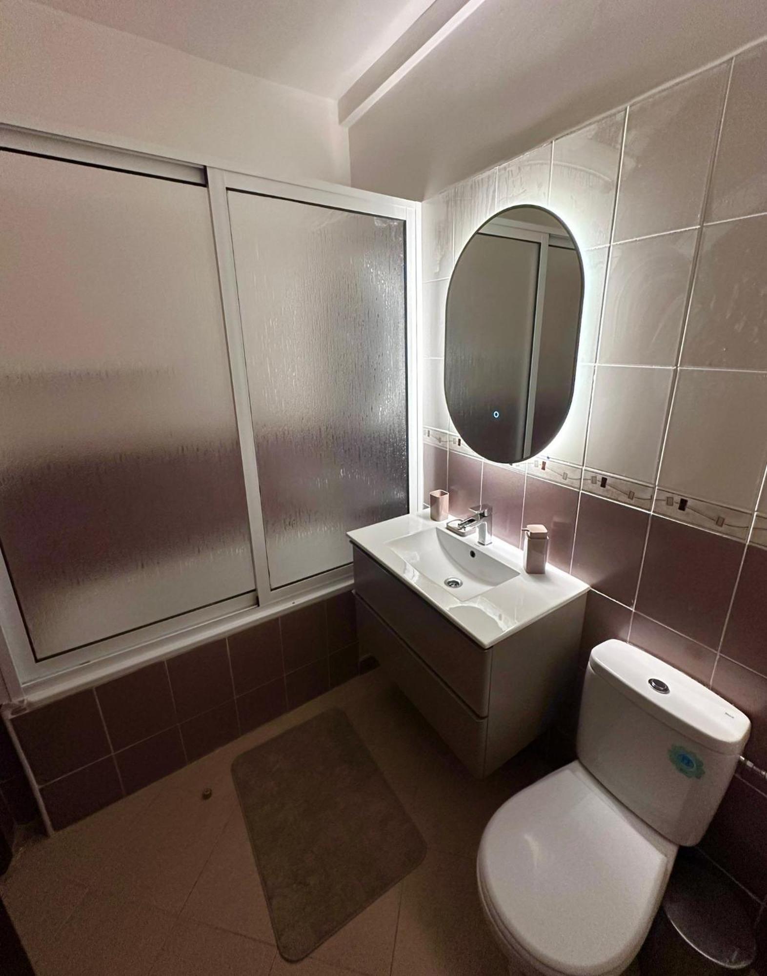 Lumineux 2 Clim, Wi-fi, Parking Proche Corniche *